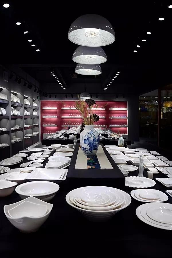 陶瓷餐具展厅设计